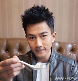 名星吃瓜新闻视频,揭秘名星吃瓜新闻背后的真相