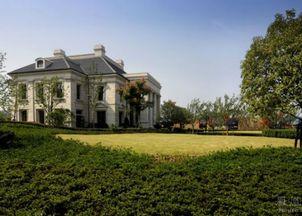 吃瓜绿城翡翠城,品味瓜田里的生态宜居生活