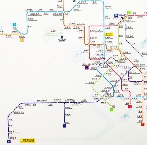 杭州地铁旁边吃瓜,街头小吃与市民生活的完美融合
