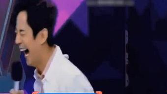 男孩吃瓜的视频,男孩吃瓜视频走红网络