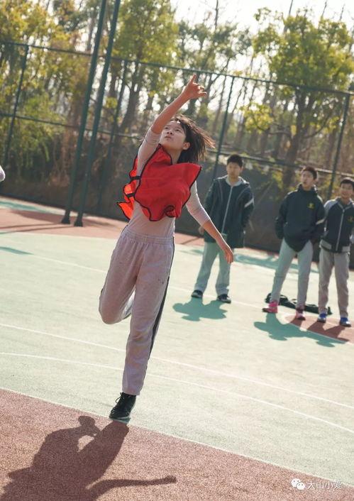 打篮球男孩吃瓜 第2张 打篮球男孩吃瓜 第2张