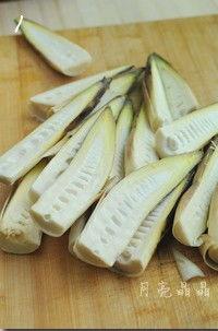 吃笋手剥笋吃瓜,体验传统美食的乐趣 第2张 吃笋手剥笋吃瓜,体验传统美食的乐趣 第2张